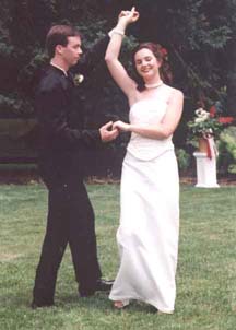 Robert and Jennifer Carty dancing on their wedding day